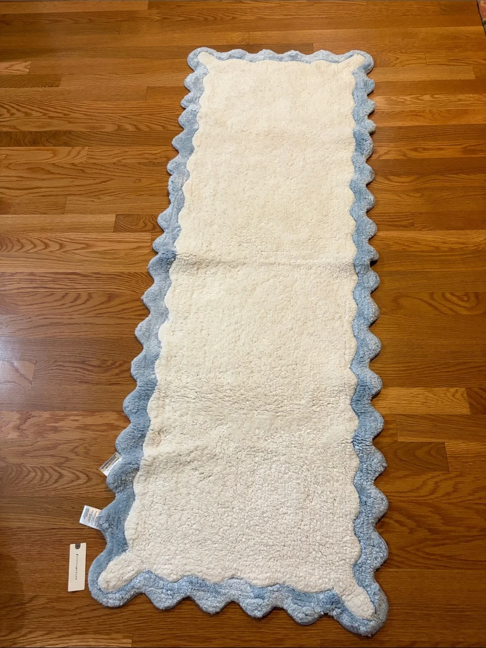Anthropologie Maeve Scalloped Bath Mat Large NWT